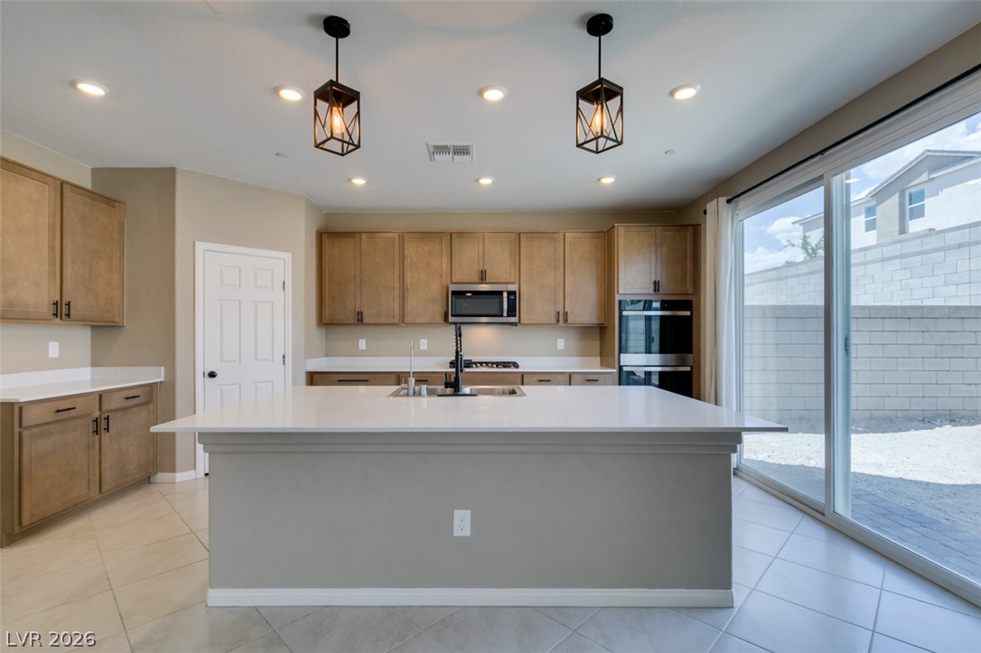 Photo 11 of 24, 9949 Locking Biner Avenue