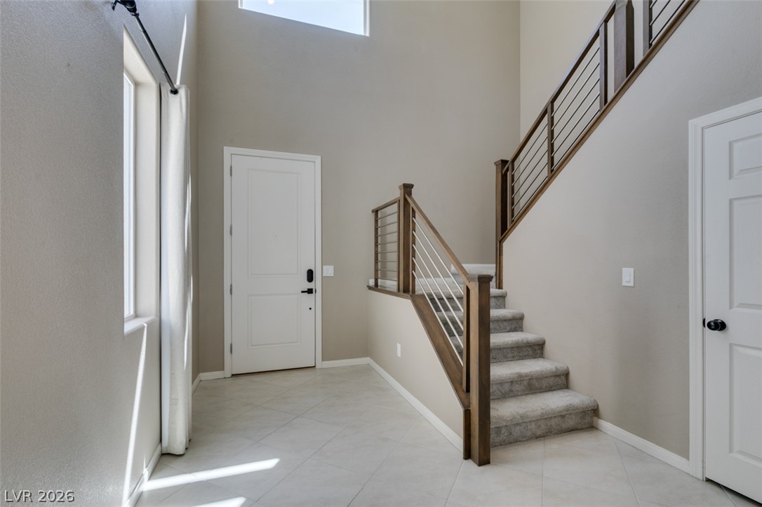 Photo 3 of 9949 Locking Biner Avenue