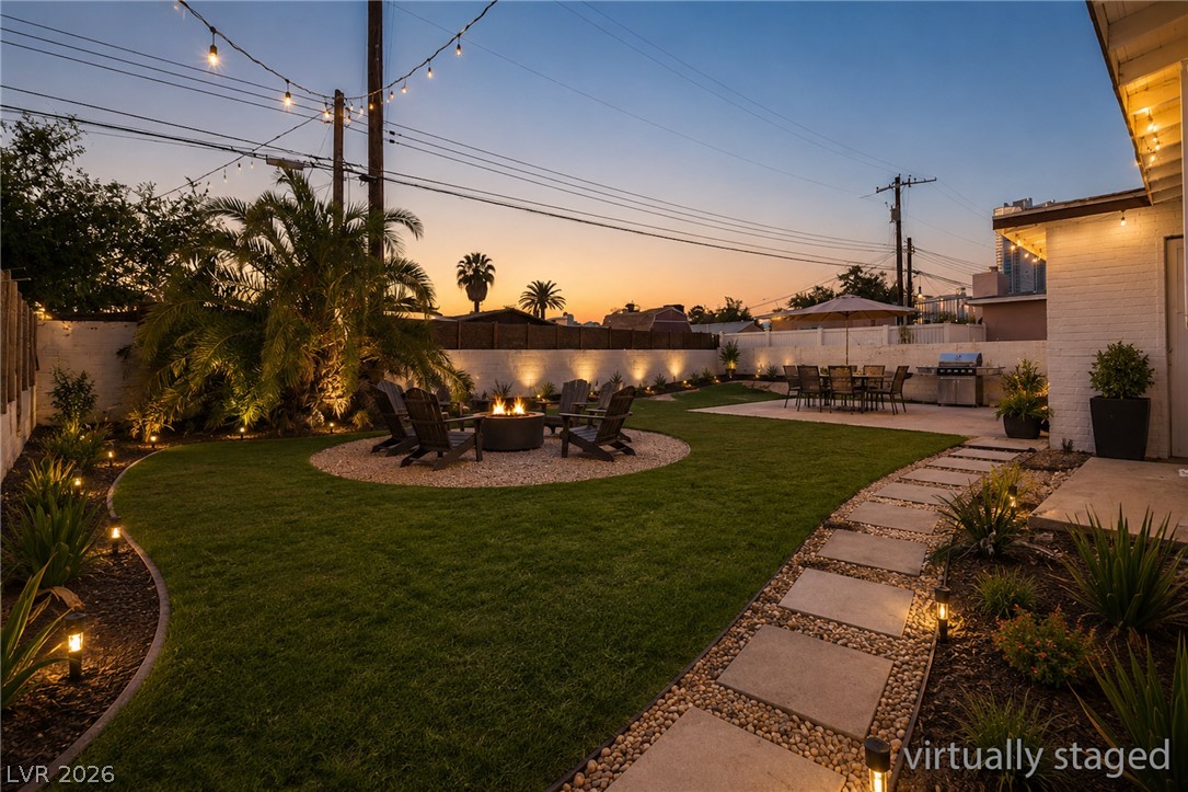 Photo 4 of 2101 Santa Paula Drive