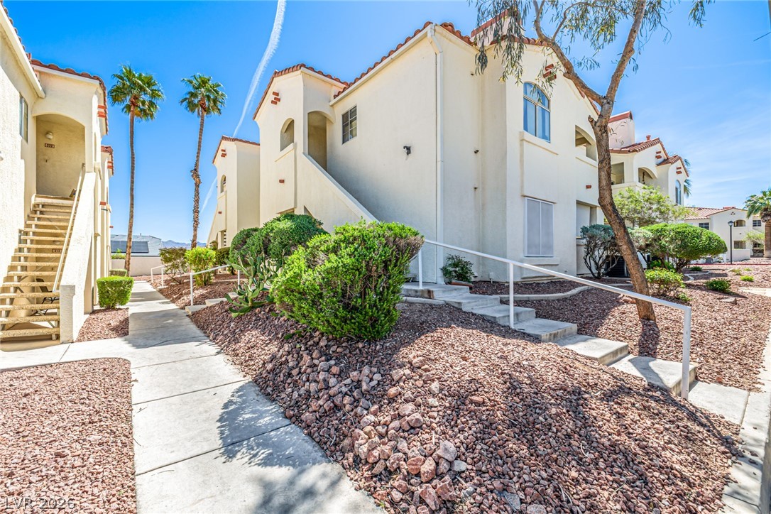 698 S Racetrack Road #124, Henderson