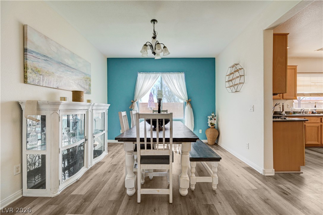 Photo 9 of 48, 6105 Glenborough Street
