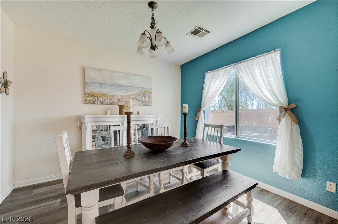 Photo 7 of 48, 6105 Glenborough Street