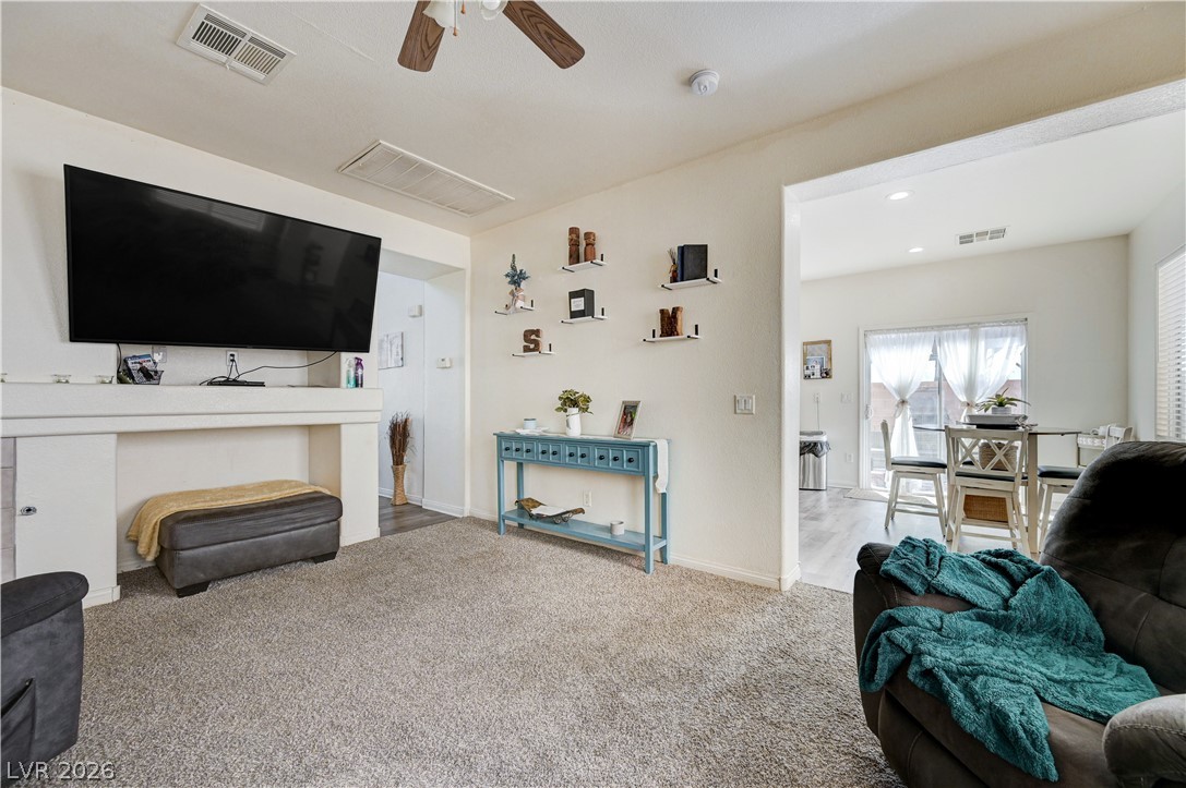 Photo 17 of 48, 6105 Glenborough Street