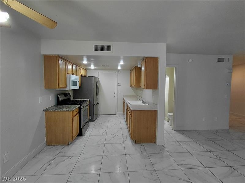 Photo 8 of 34, 9617 Pine River Lane