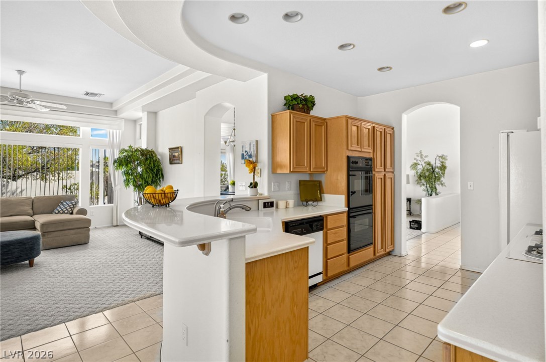 Photo 8 of 38, 10344 Villa Ridge Drive