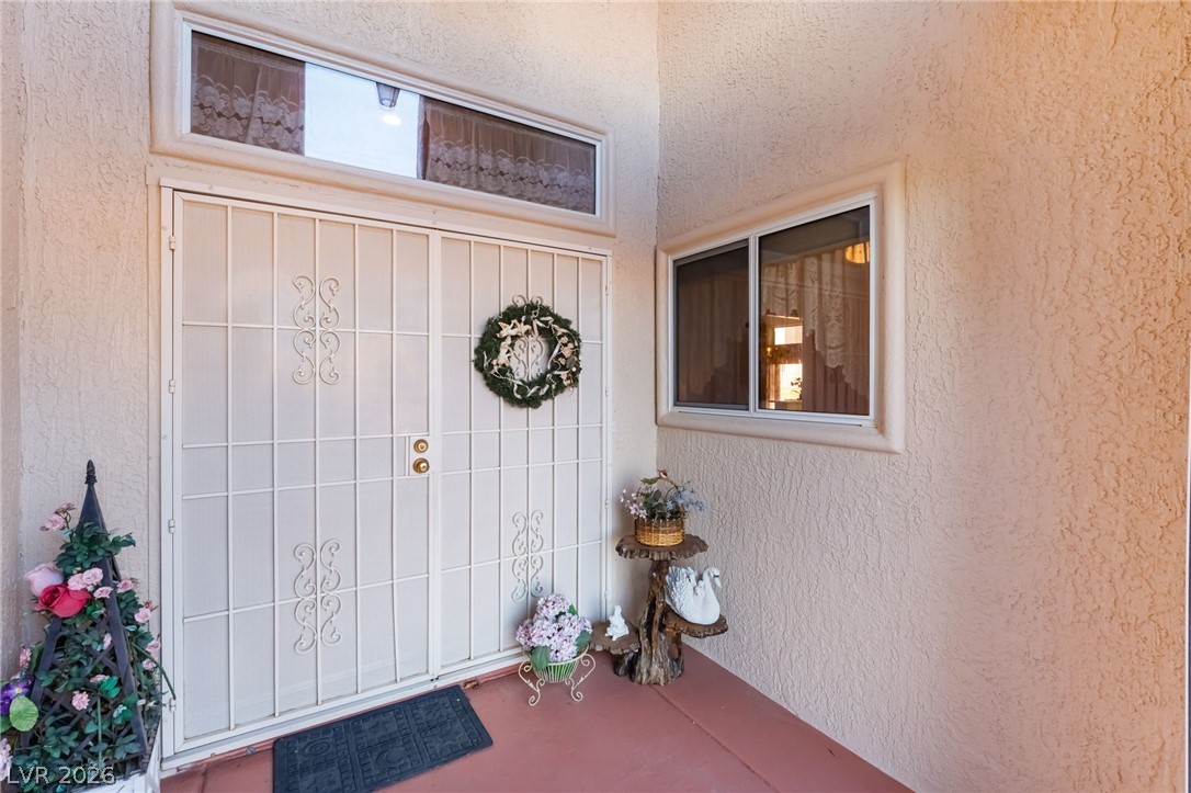 Photo 7 of 60, 10529 Broom Hill Drive