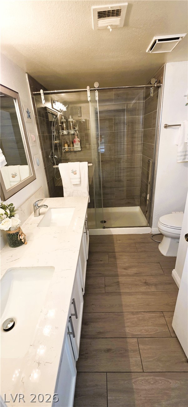 Photo 12 of 28, 6117 W Oakey Boulevard #A