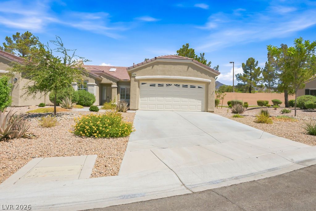 Photo 2 of 2517 Springville Way