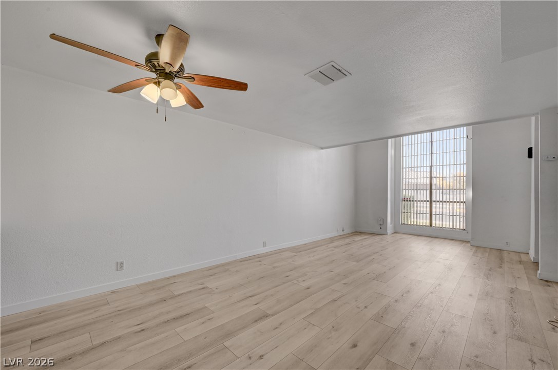 Photo 11 of 37, 6542 Ironbark Lane