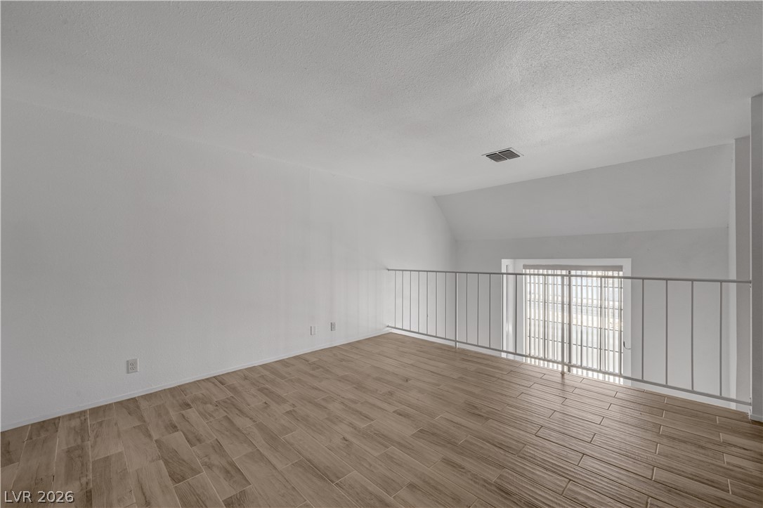 Photo 20 of 37, 6542 Ironbark Lane