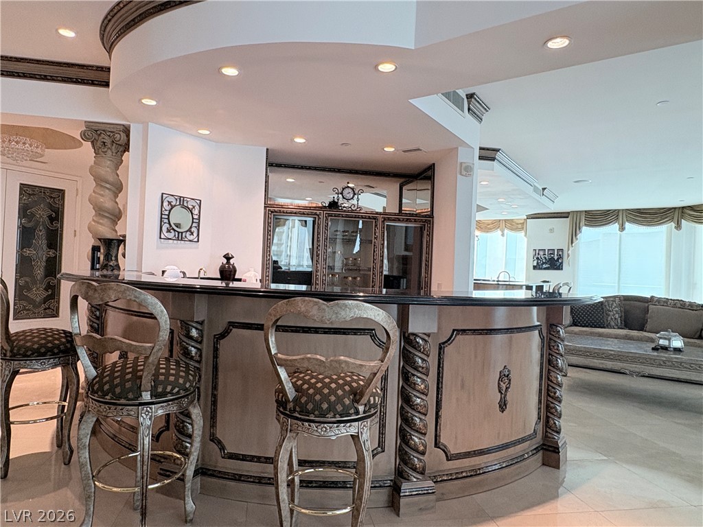 Photo 10 of 53, 2857 Paradise Road #PH2904