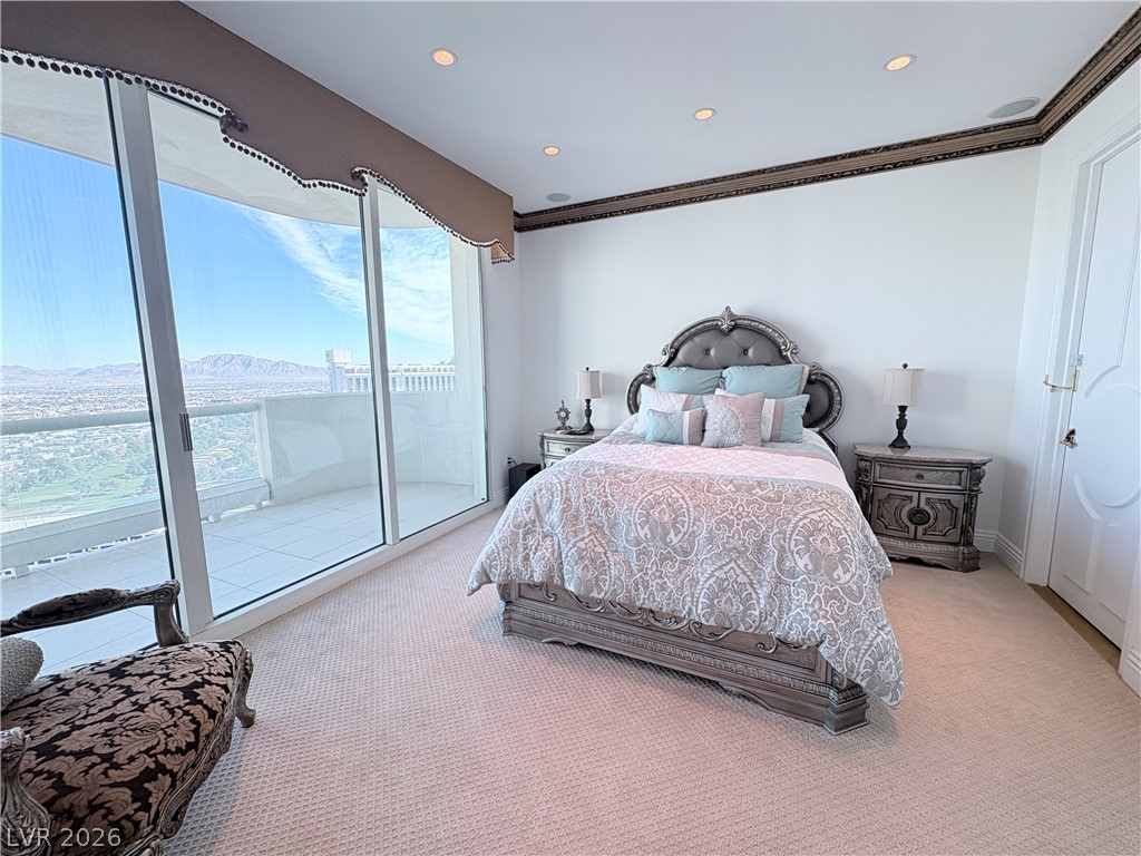 Photo 27 of 53, 2857 Paradise Road #PH2904