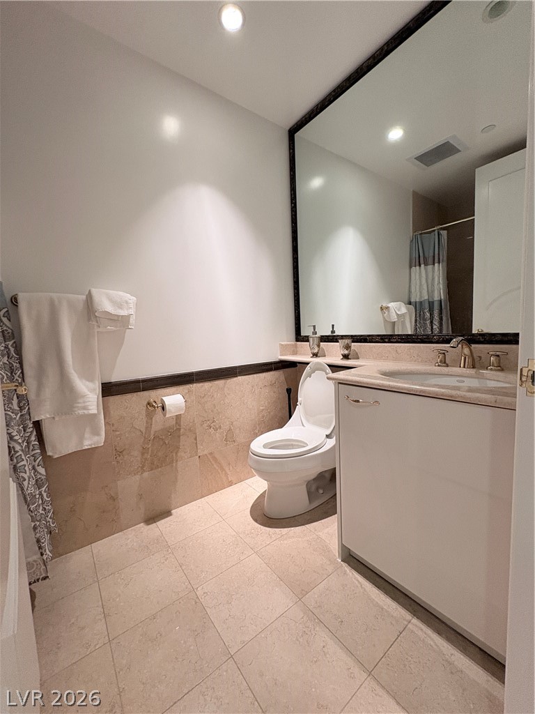 Photo 28 of 53, 2857 Paradise Road #PH2904