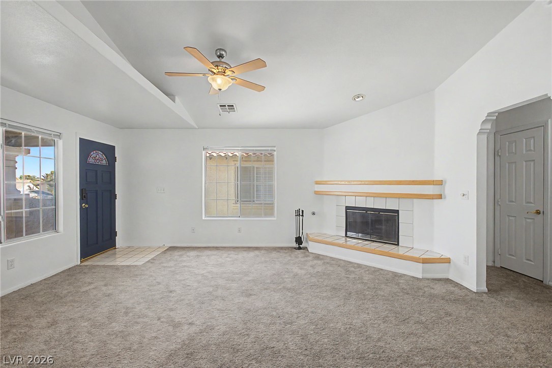 Photo 10 of 35, 6800 Elm Creek Drive #202