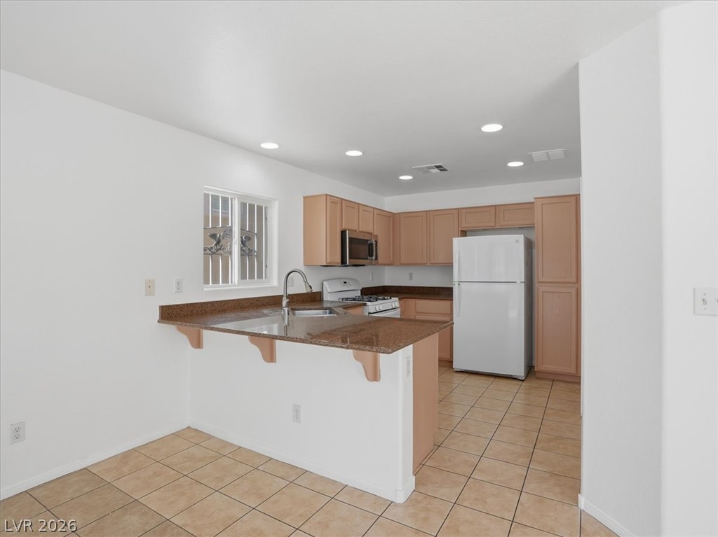 Photo 17 of 49, 1620 Legato Falls Street