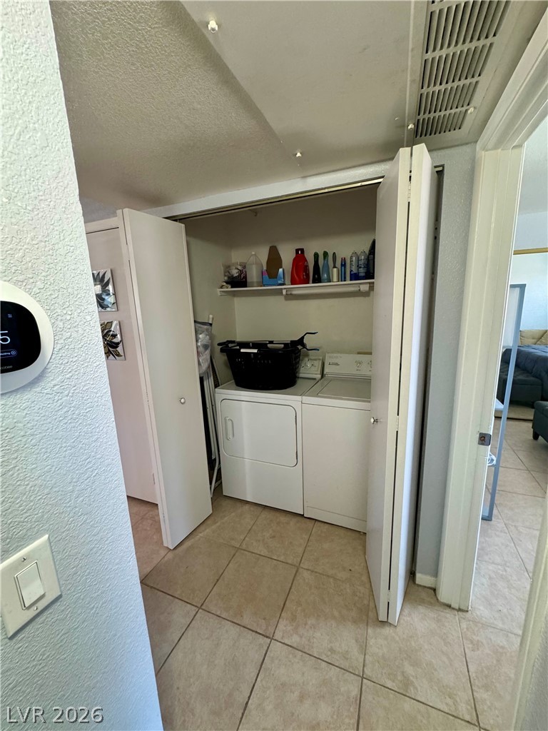 Photo 14 of 17, 7928 Diamond Rock Way #201