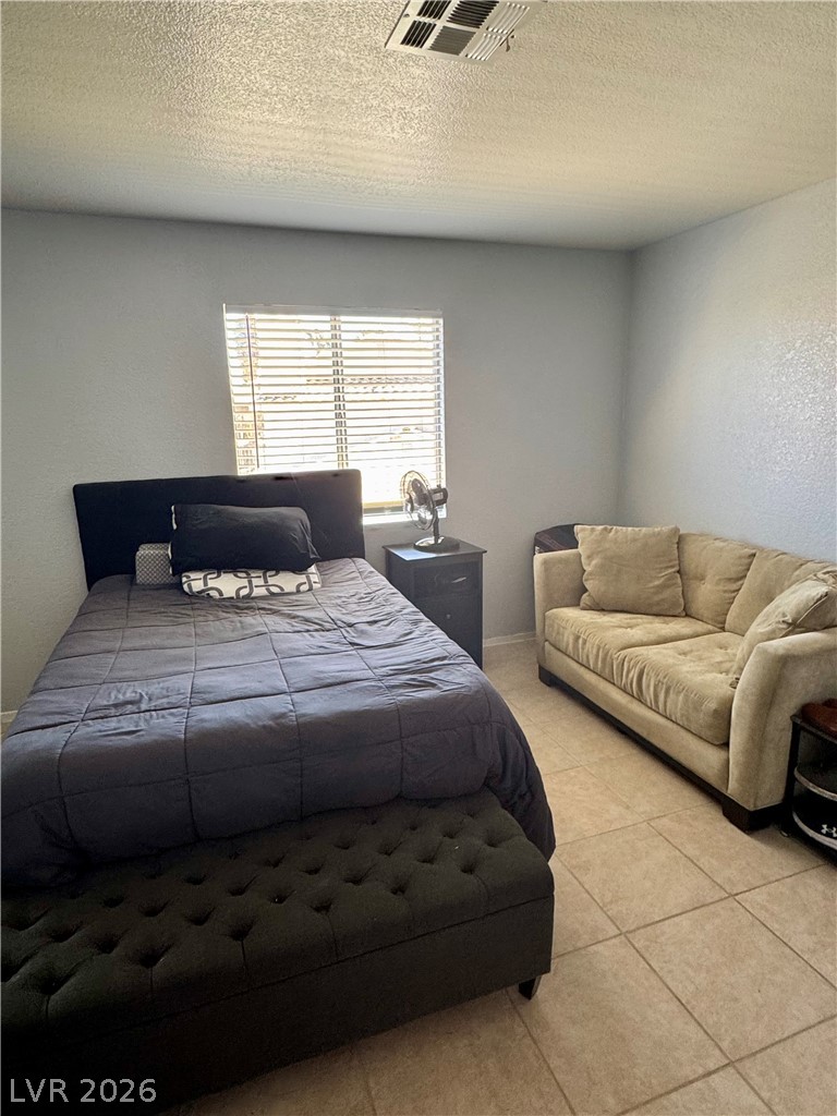Photo 8 of 17, 7928 Diamond Rock Way #201
