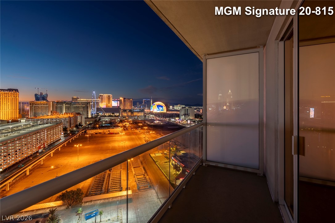 Photo 49 of 63, 125 E Harmon Avenue #2015