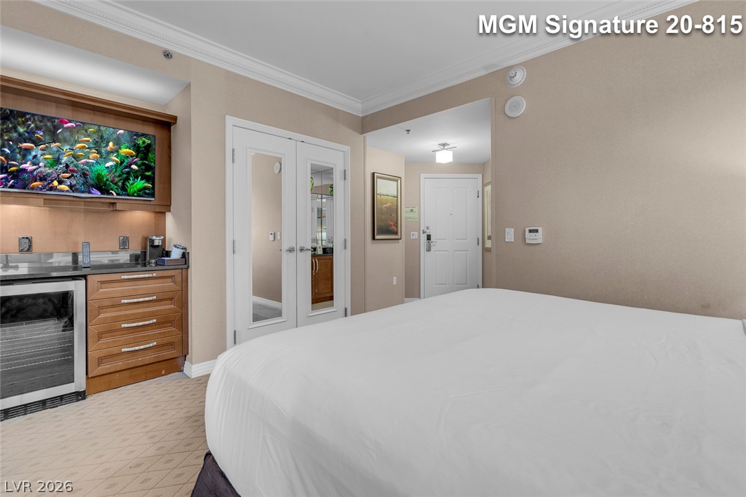Photo 24 of 63, 125 E Harmon Avenue #2015