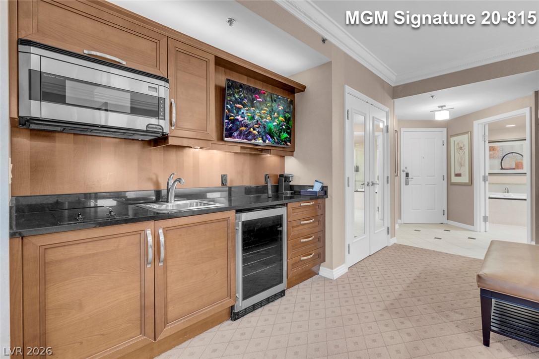 Photo 26 of 63, 125 E Harmon Avenue #2015
