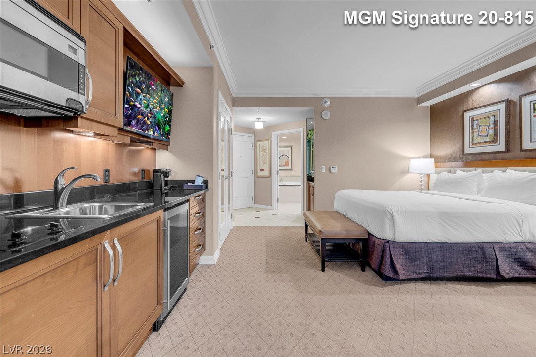 Photo 27 of 63, 125 E Harmon Avenue #2015