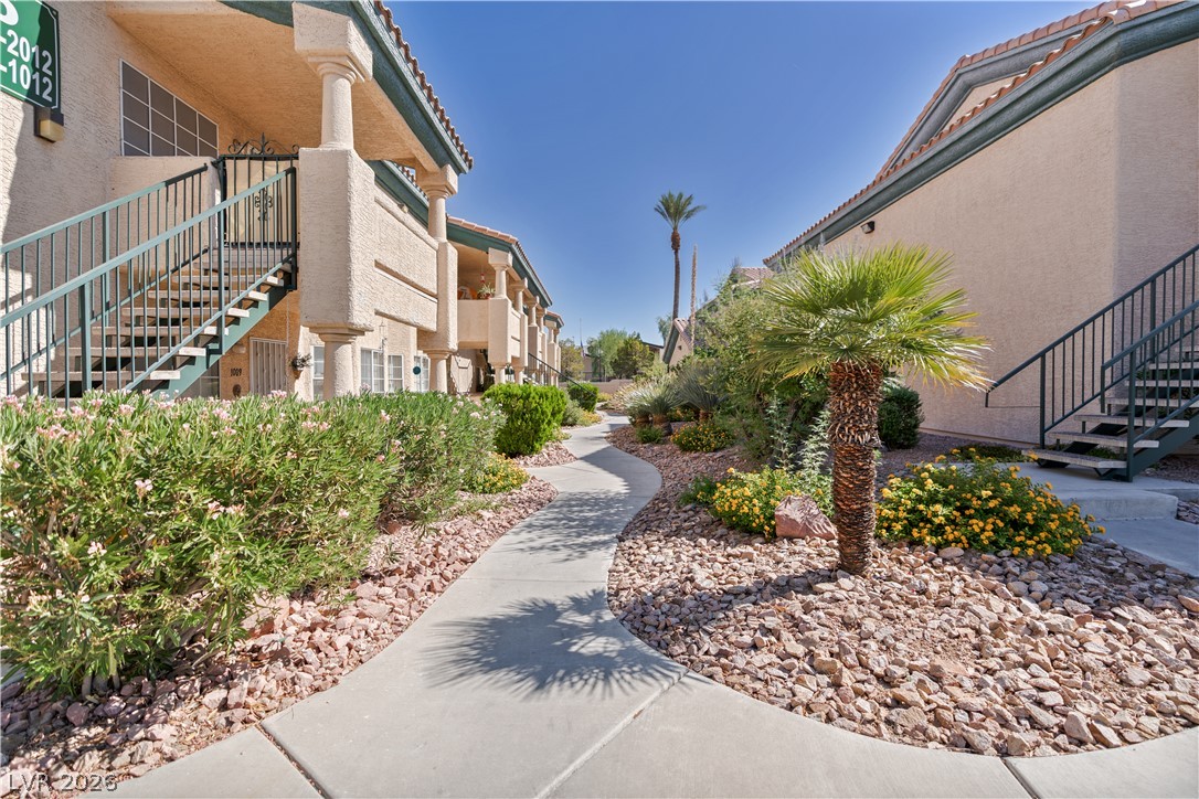 8410 Eldora Avenue #2011, Las Vegas 89117