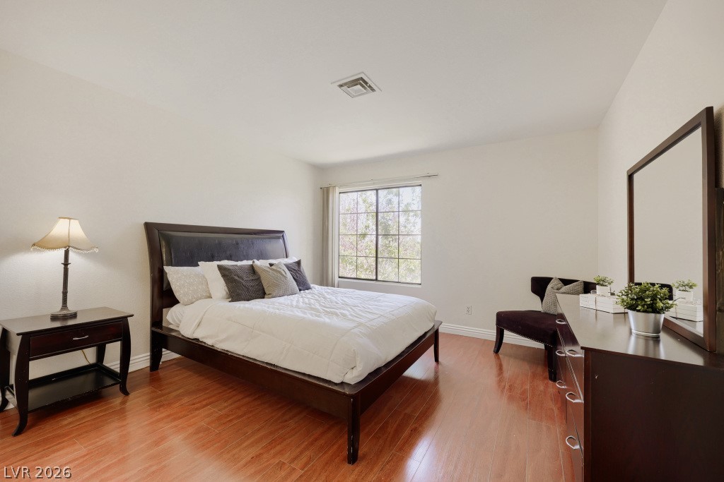 Photo 11 of 28, 4893 S Torrey Pines Drive #203