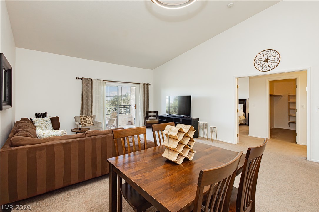 Photo 11 of 32, 424 Pine Haven Street #203