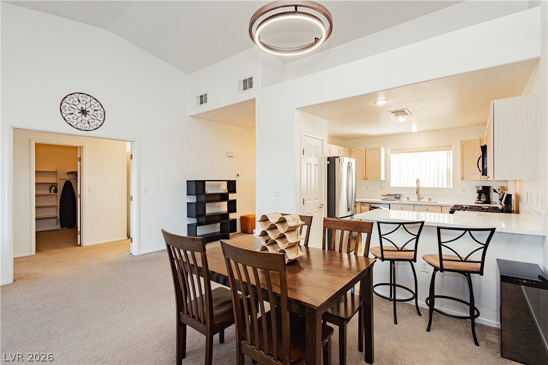 Photo 15 of 32, 424 Pine Haven Street #203