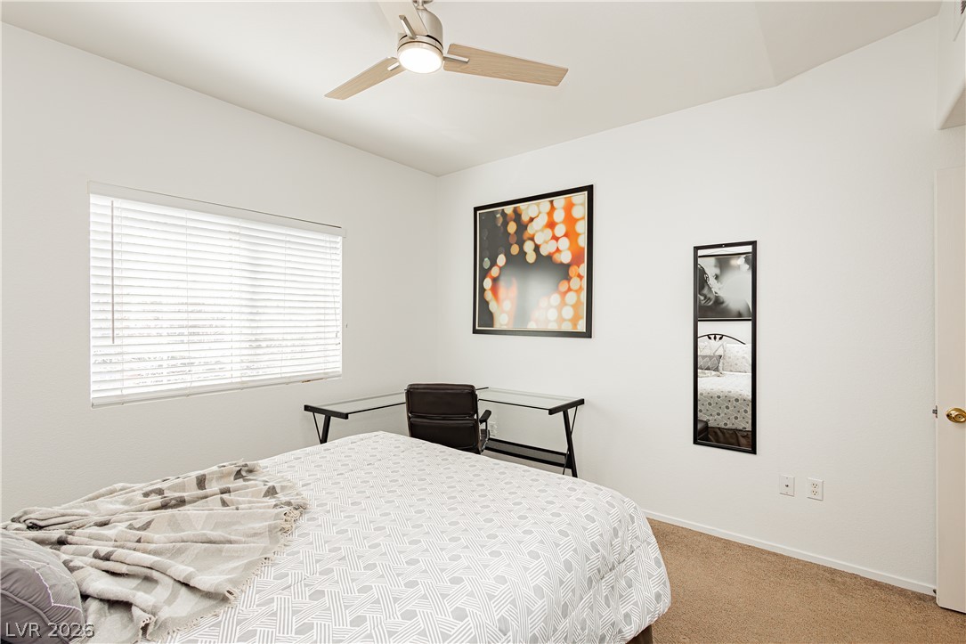 Photo 26 of 32, 424 Pine Haven Street #203