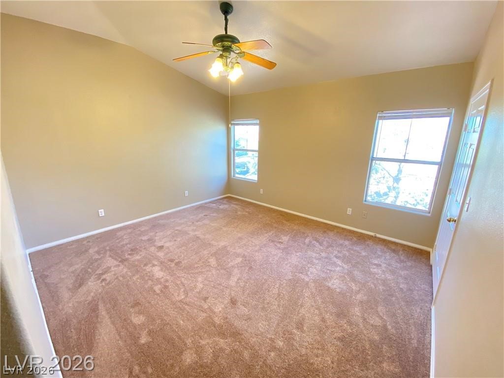 Photo 13 of 22, 384 Sunward Drive #0