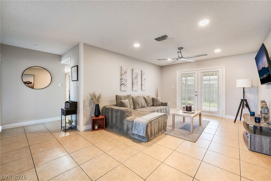 Photo 4 of 6721 Tiffollo Lane