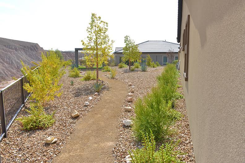 Photo 6 of 59, 174 Crimson Cactus Avenue