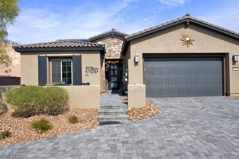 Photo 2 of 174 Crimson Cactus Avenue