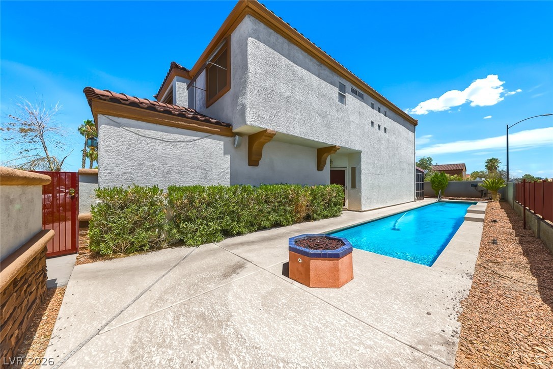 Photo 3 of 9594 Parvin Street