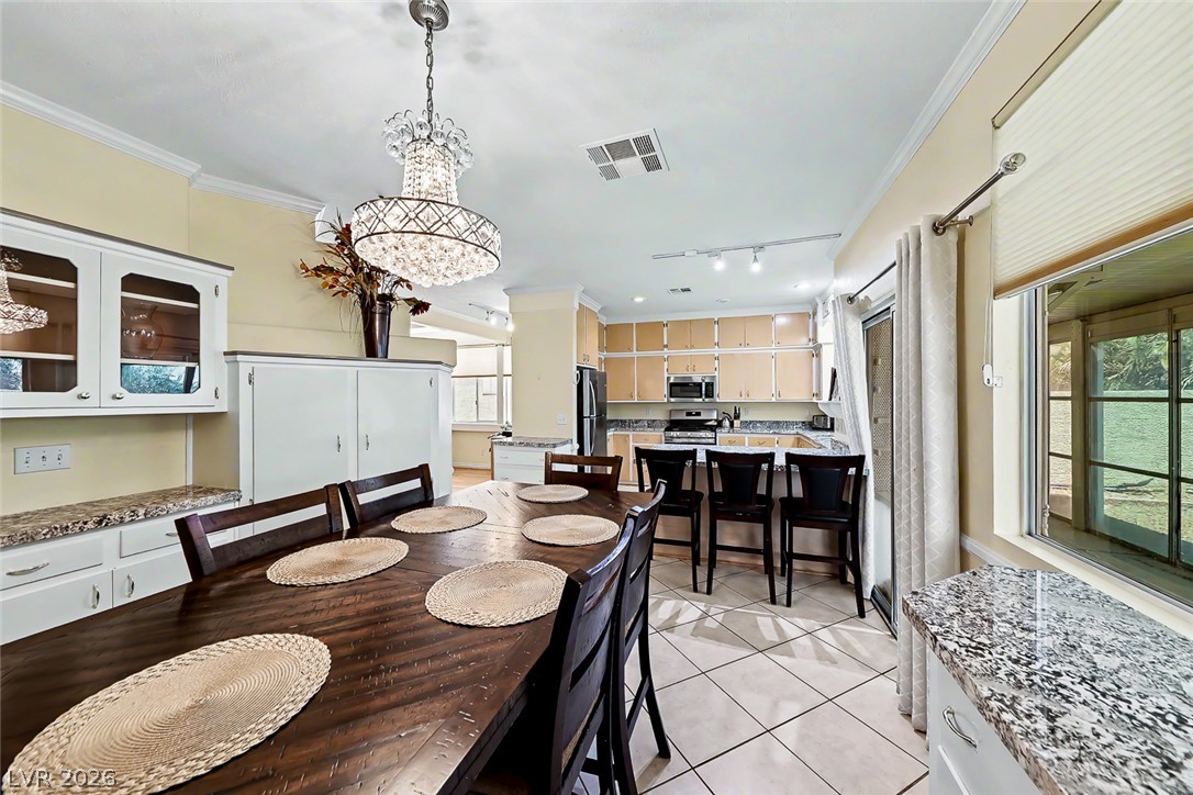 Photo 15 of 37, 9594 Parvin Street