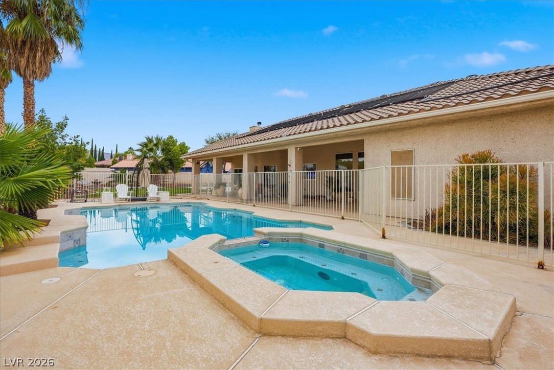 Photo 4 of 5865 N Juliano Road