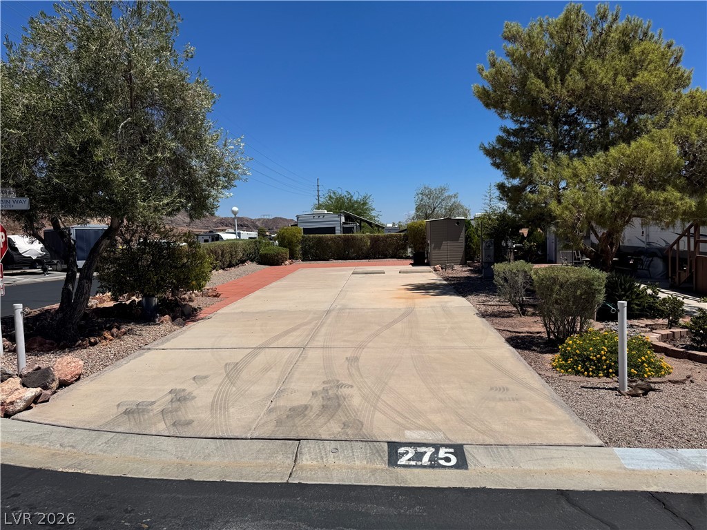 Photo 4 of 871 Robin Way