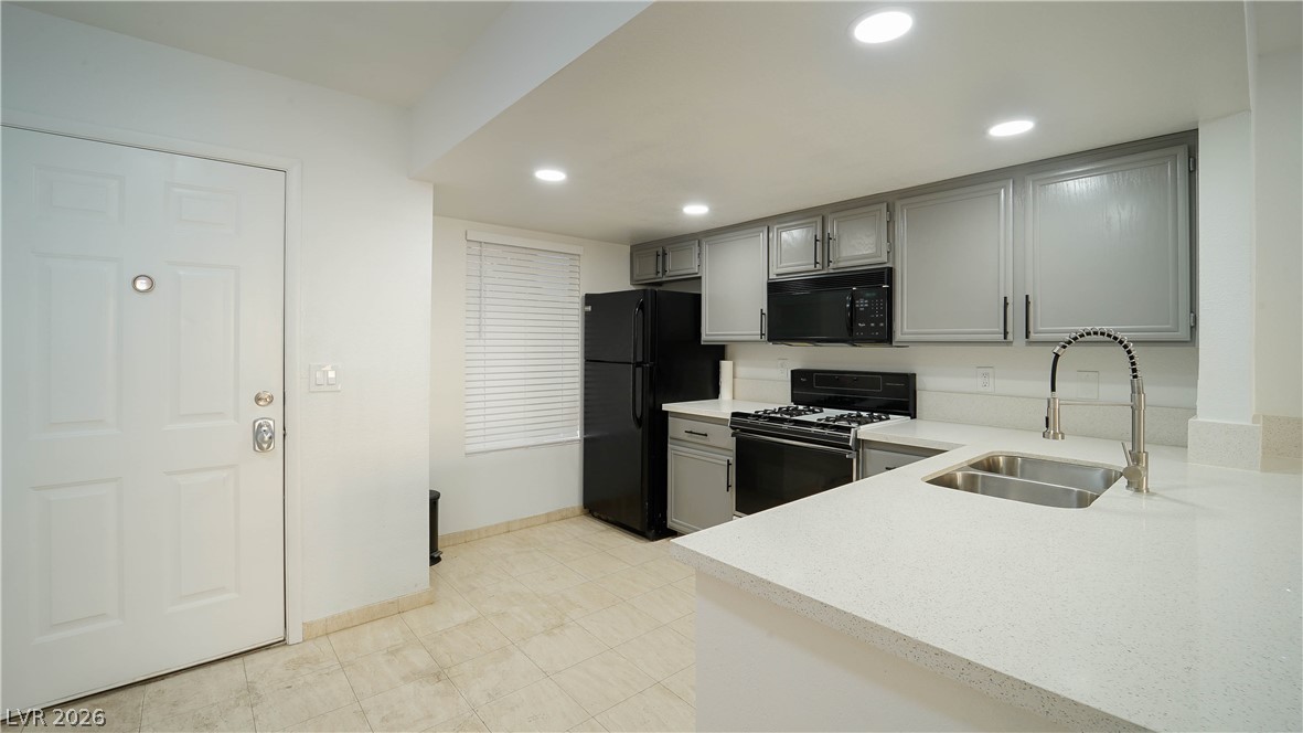 Photo 5 of 8070 W Russell Road #1099