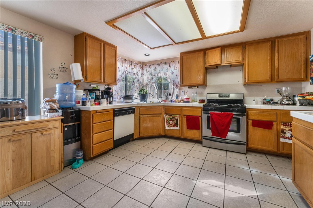 Photo 14 of 32, 1750 Walingwood Drive