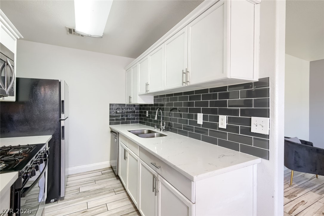 Photo 4 of 5330 E Charleston Boulevard #106