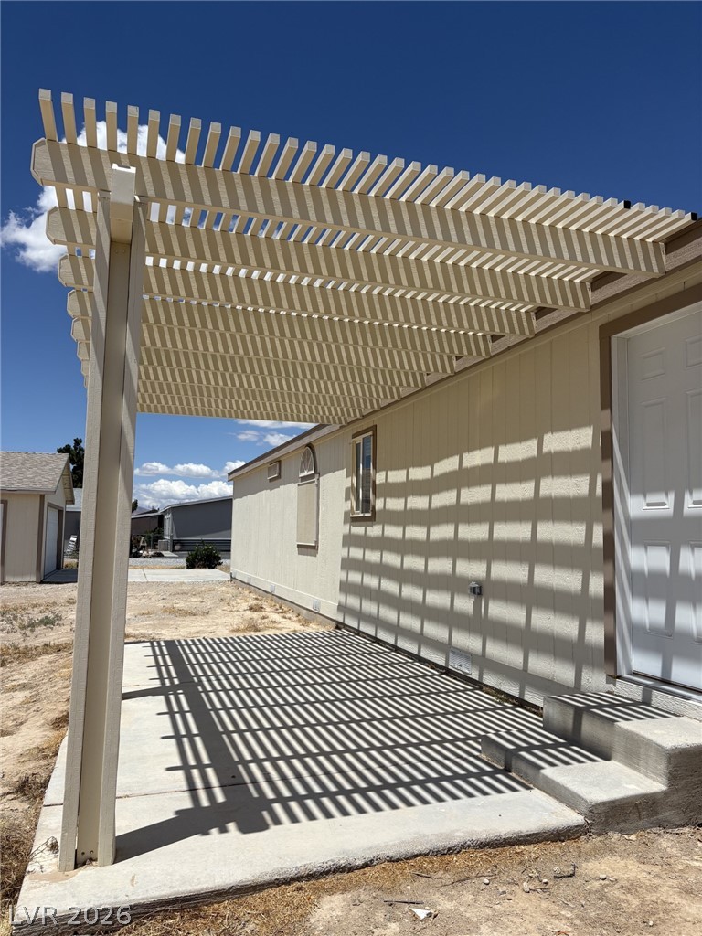 Photo 27 of 42, 3231 Paiute Boulevard