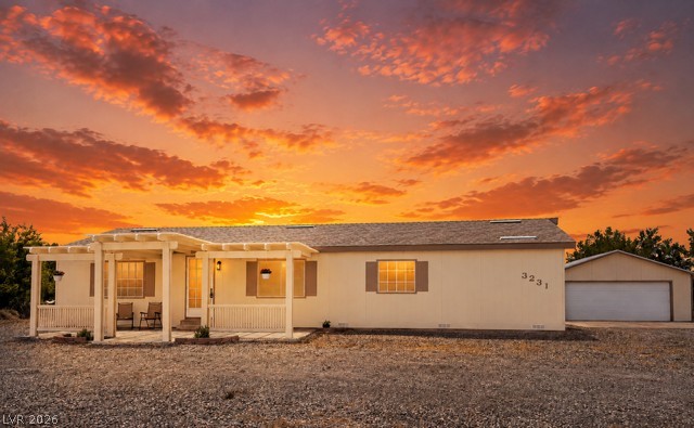 Photo 2 of 3231 Paiute Boulevard