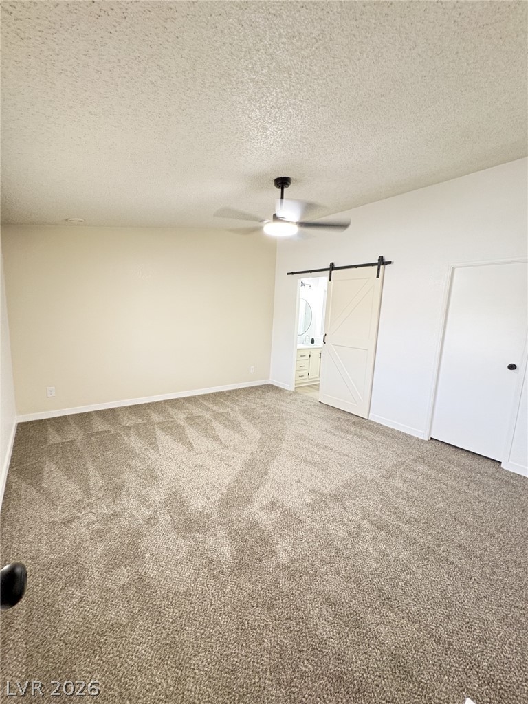 Photo 13 of 42, 3231 Paiute Boulevard