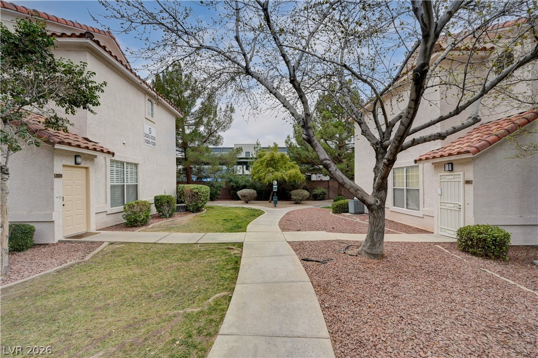 Photo 26 of 35, 8555 W Russell Road #1017