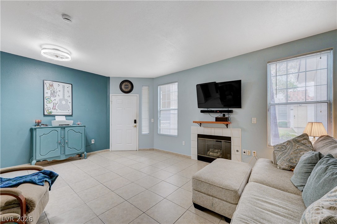 Photo 5 of 8555 W Russell Road #1017