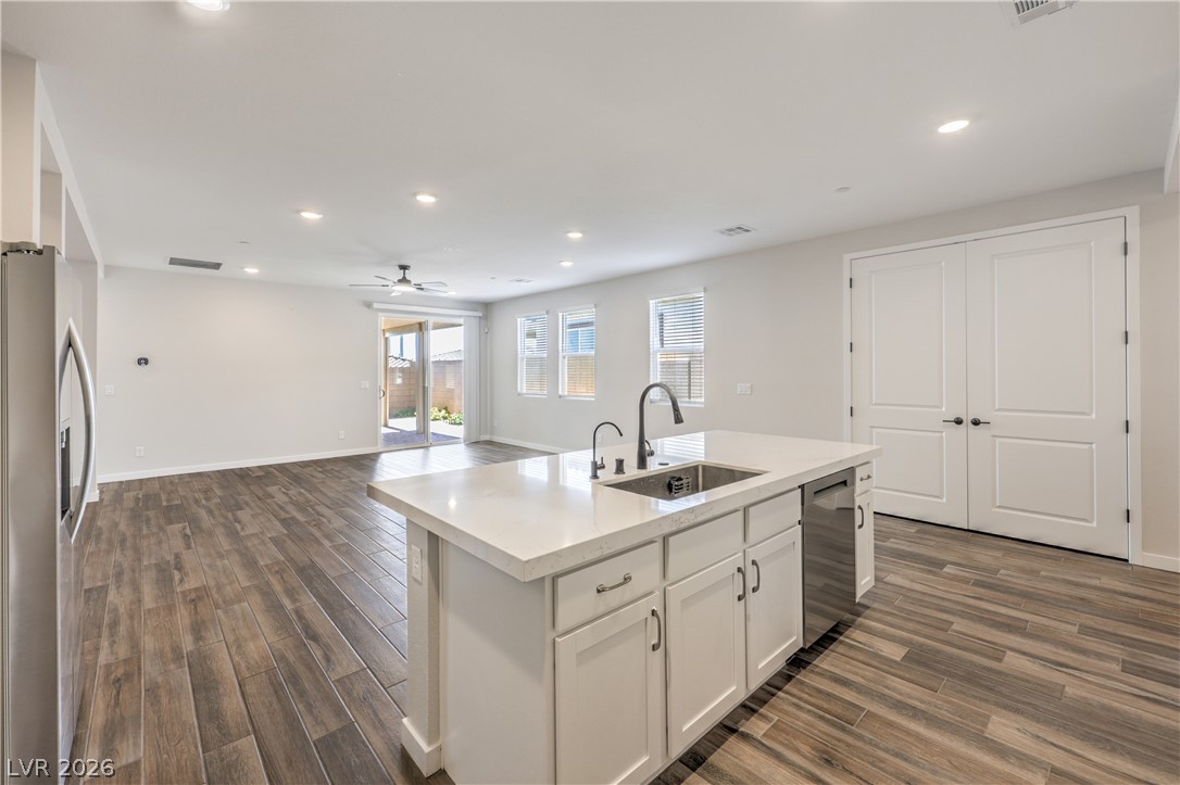 Photo 15 of 41, 8336 Tanton Ridge Street