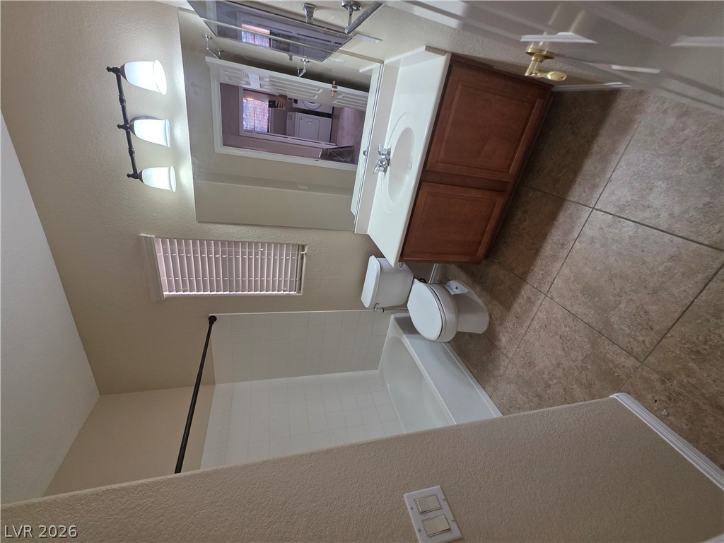 Photo 21 of 27, 11837 Calle De Sol Drive