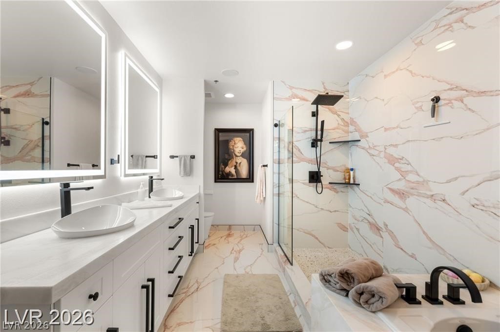 Photo 29 of 49, 4575 Dean Martin Drive #2806