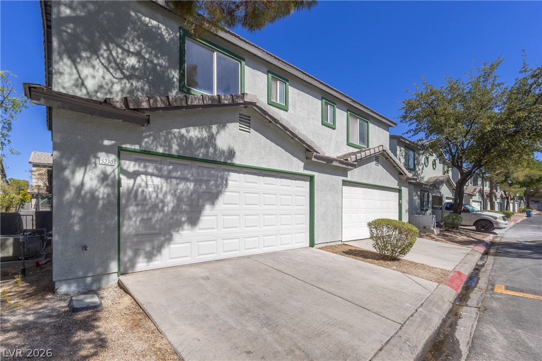 5230 Souvenir Lane, Las Vegas 89118